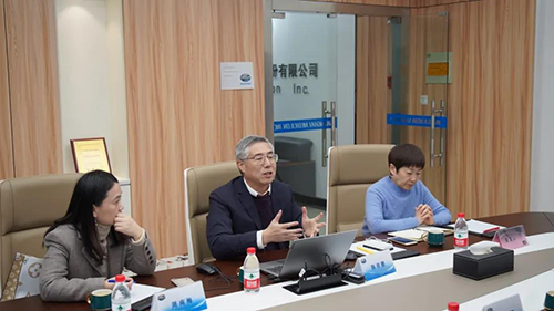 尊龙凯时生物医药创始人&CEO陈春麟博士，药效部执行主任董文心博士，公司事务部总监周南梅等