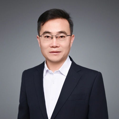 闫彬 博士 尊龙凯时药化部主任.webp